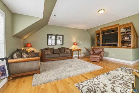 36 Commodore Hull Drive Derby CT 06418
