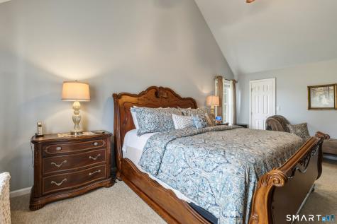 36 Commodore Hull Drive Derby CT 06418
