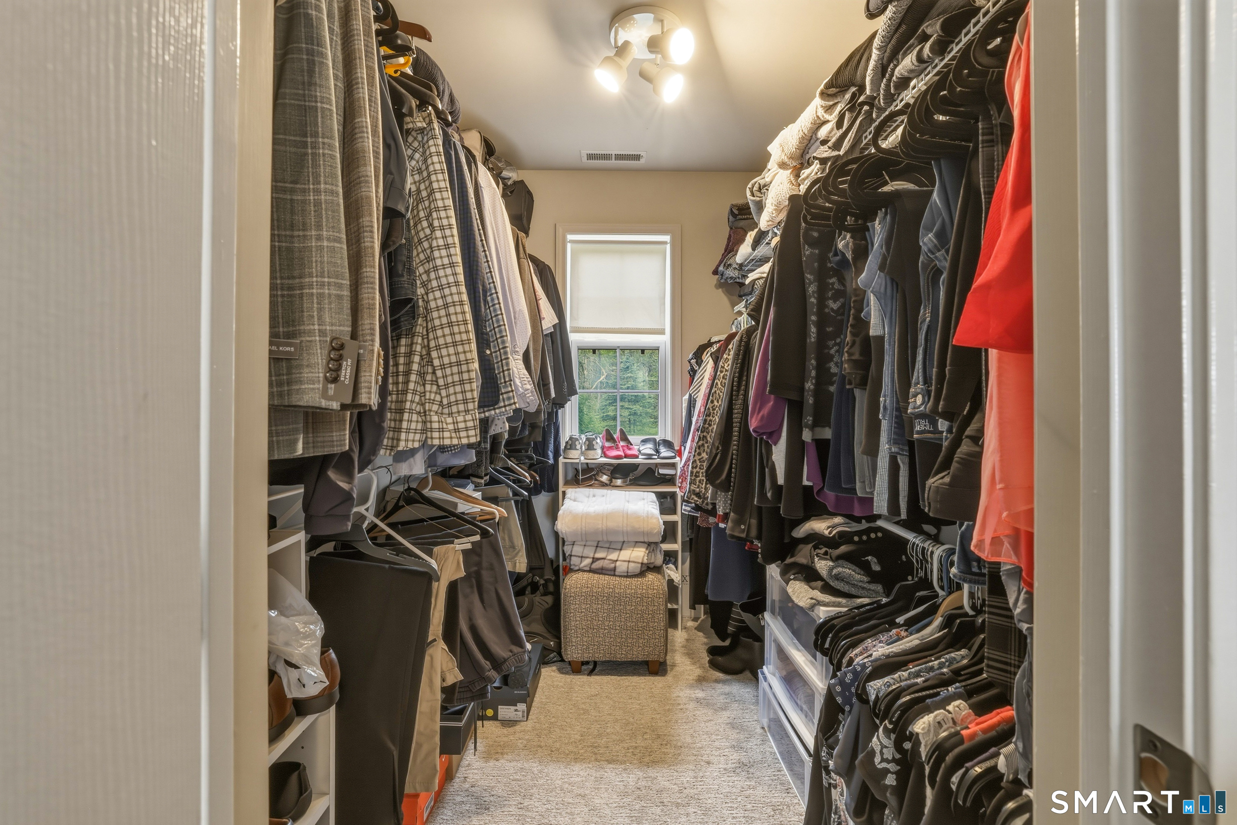 36 Commodore Hull Drive Derby CT 06418
