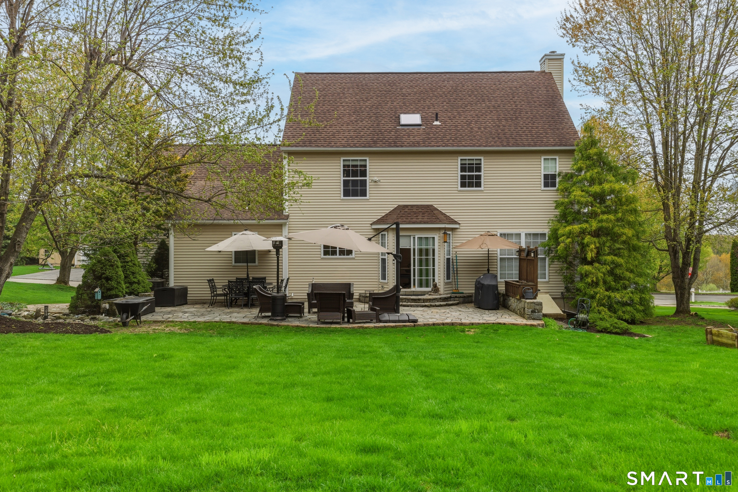 36 Commodore Hull Drive Derby CT 06418