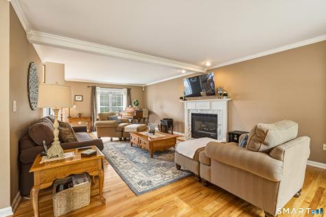 36 Commodore Hull Drive Derby CT 06418