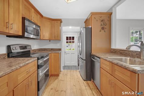 176 Hollister Drive East Hartford CT 06118
