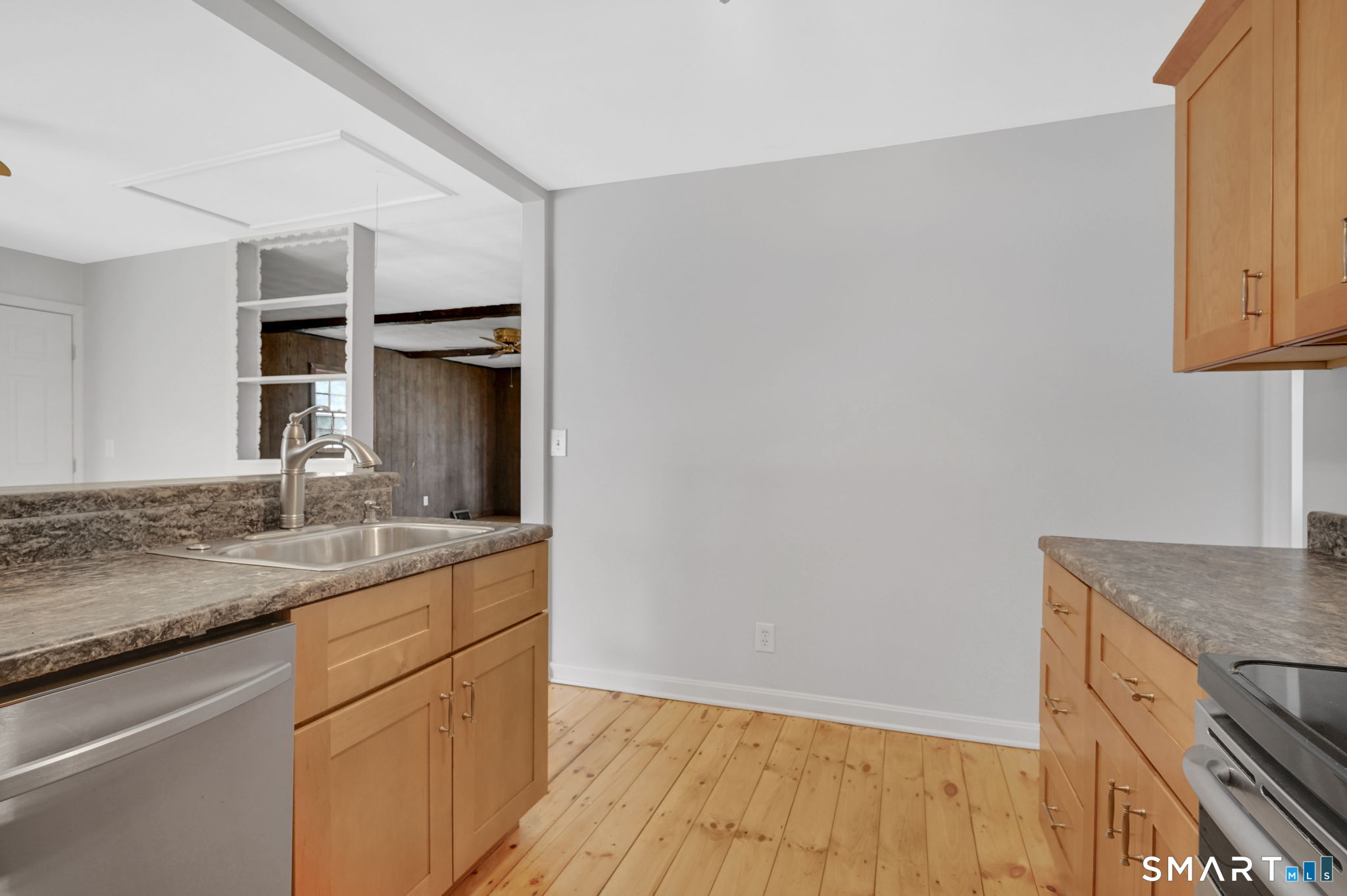 176 Hollister Drive East Hartford CT 06118