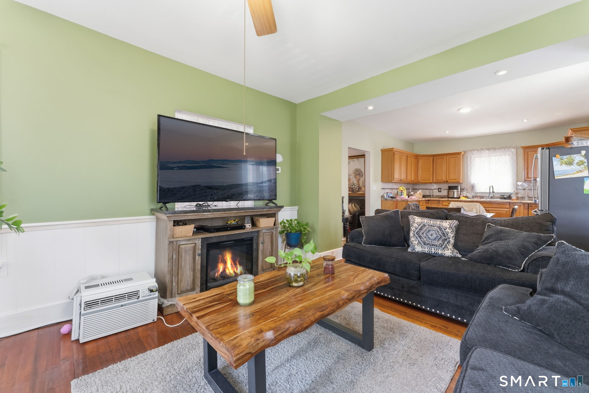 118 Blackhall Street New London CT 06320