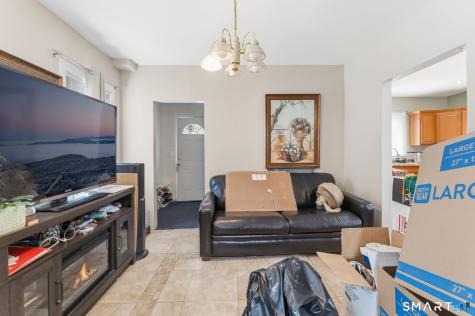 118 Blackhall Street New London CT 06320