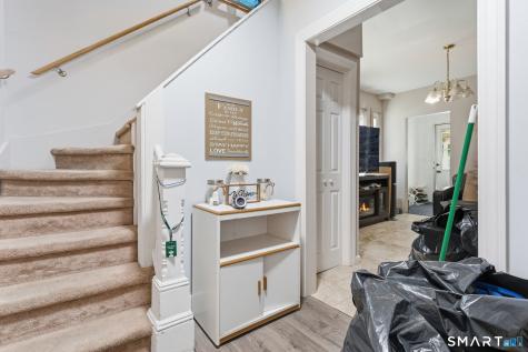 118 Blackhall Street New London CT 06320