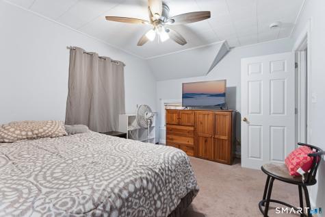 118 Blackhall Street New London CT 06320