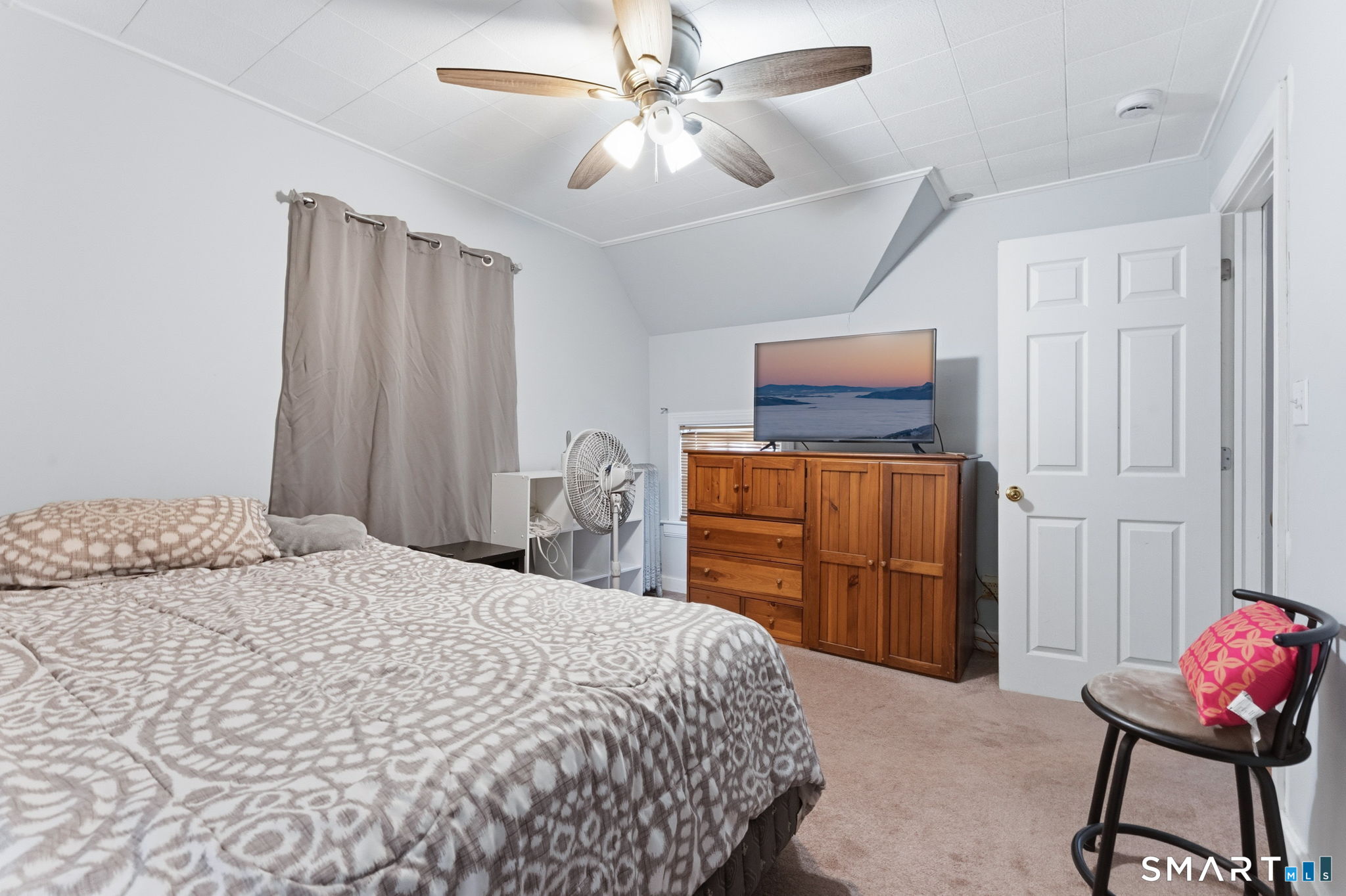 118 Blackhall Street New London CT 06320