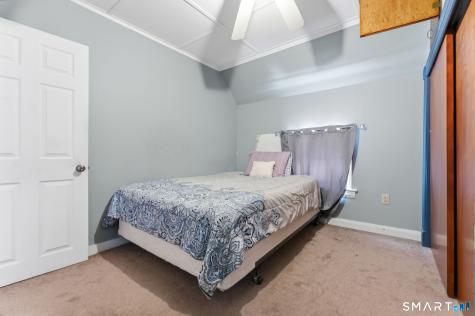 118 Blackhall Street New London CT 06320