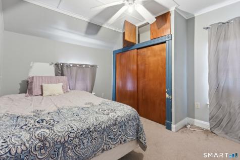 118 Blackhall Street New London CT 06320