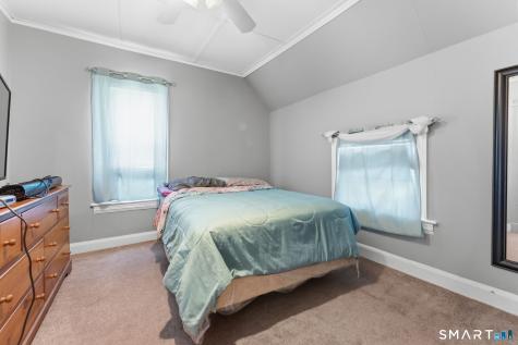 118 Blackhall Street New London CT 06320