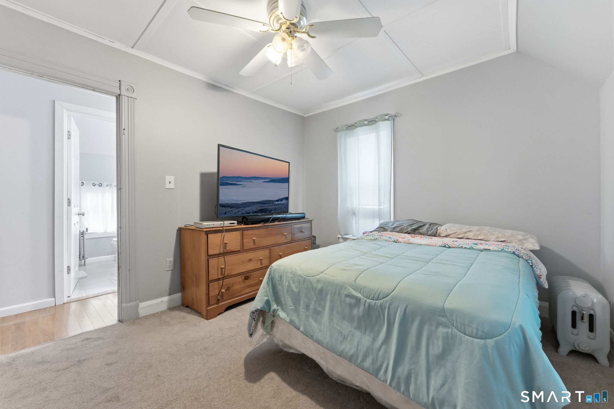 118 Blackhall Street New London CT 06320
