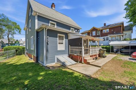 118 Blackhall Street New London CT 06320
