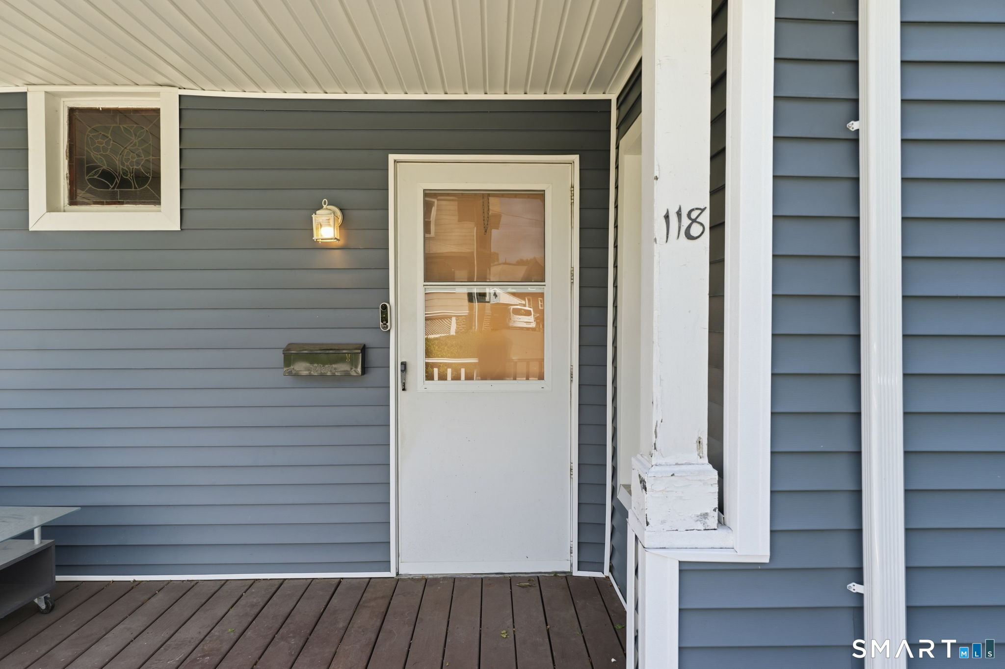 118 Blackhall Street New London CT 06320