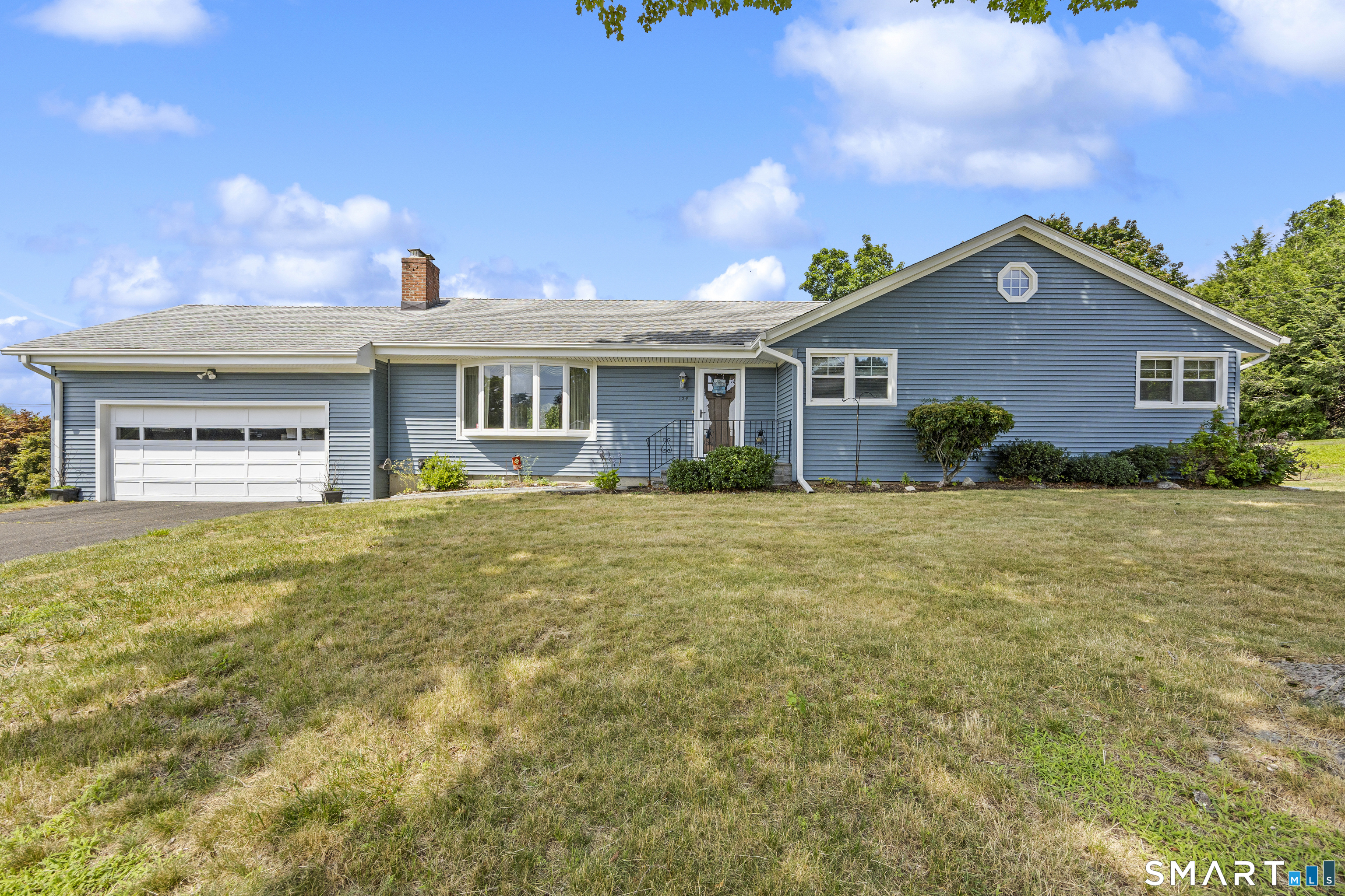124 Elliott Road Trumbull CT 06611