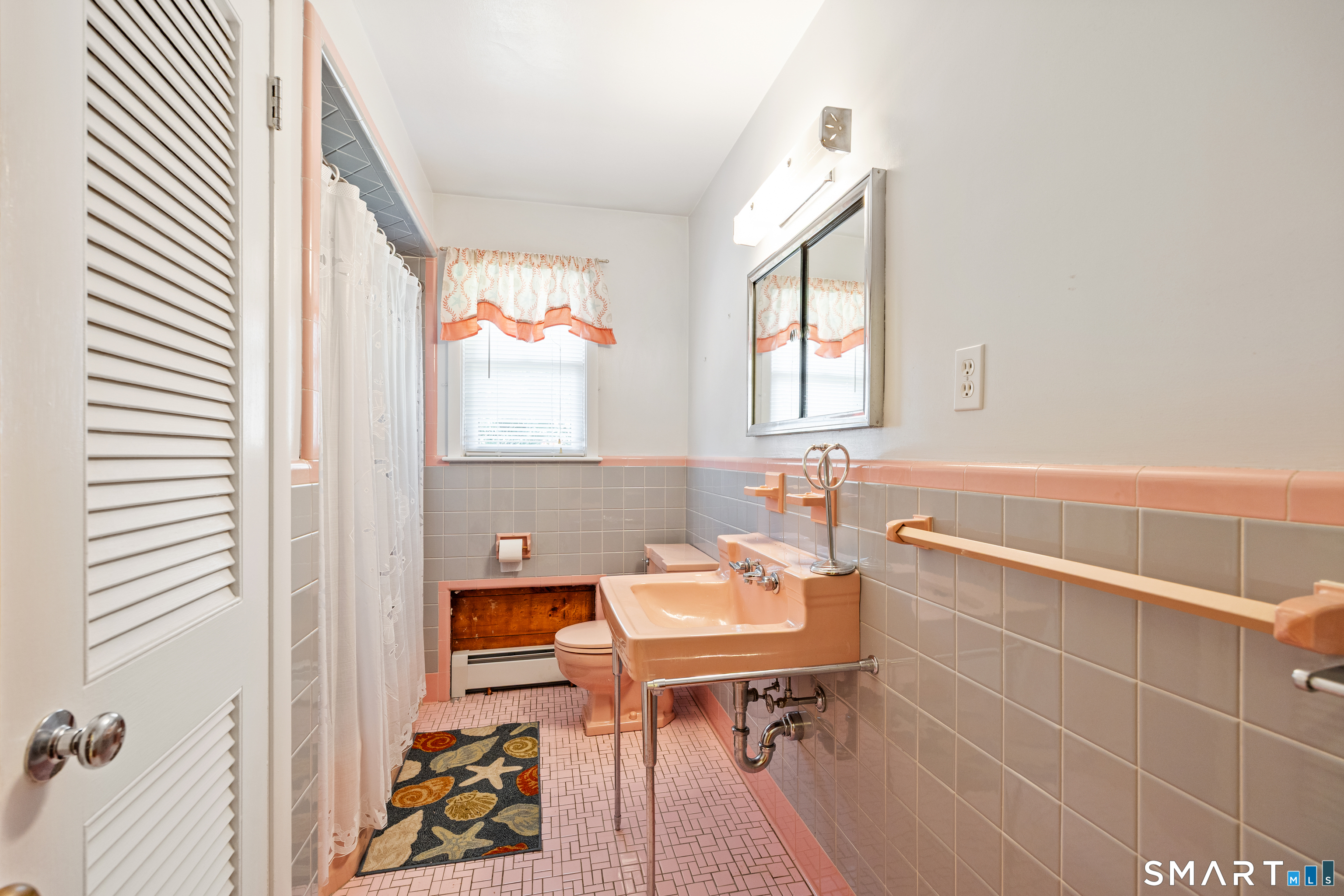 124 Elliott Road Trumbull CT 06611