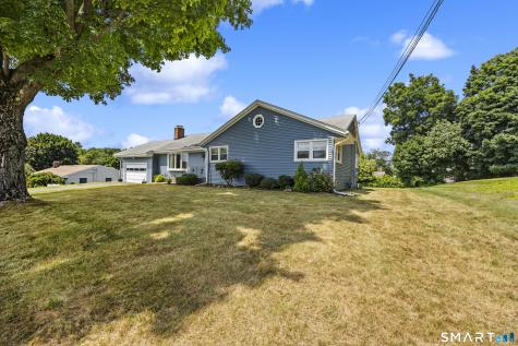 124 Elliott Road Trumbull CT 06611