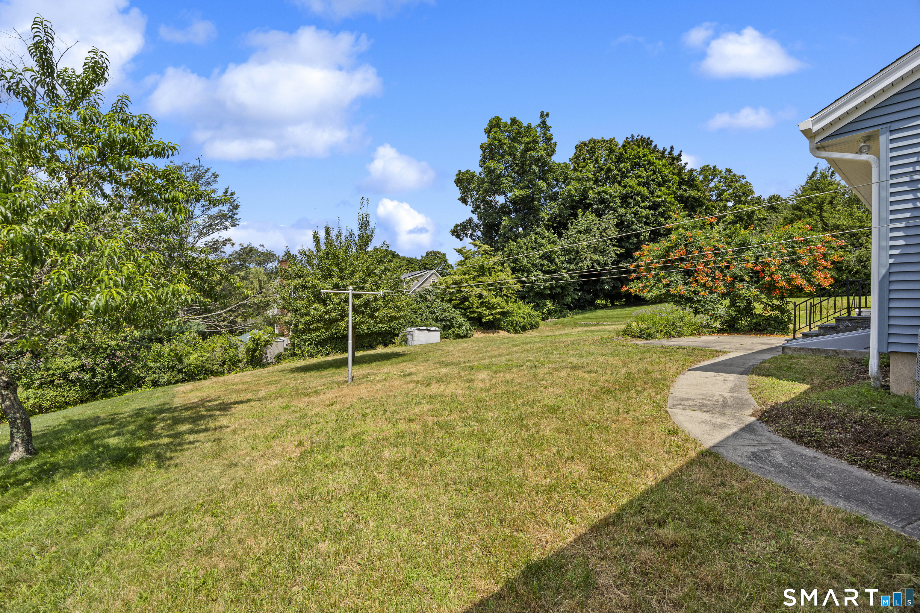 124 Elliott Road Trumbull CT 06611