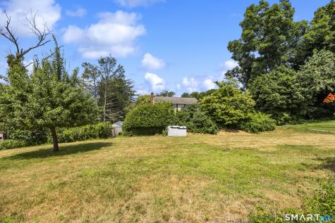 124 Elliott Road Trumbull CT 06611