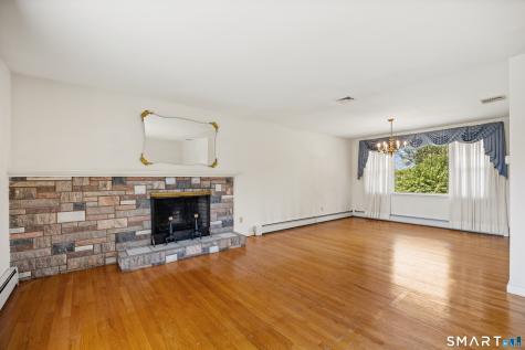 124 Elliott Road Trumbull CT 06611