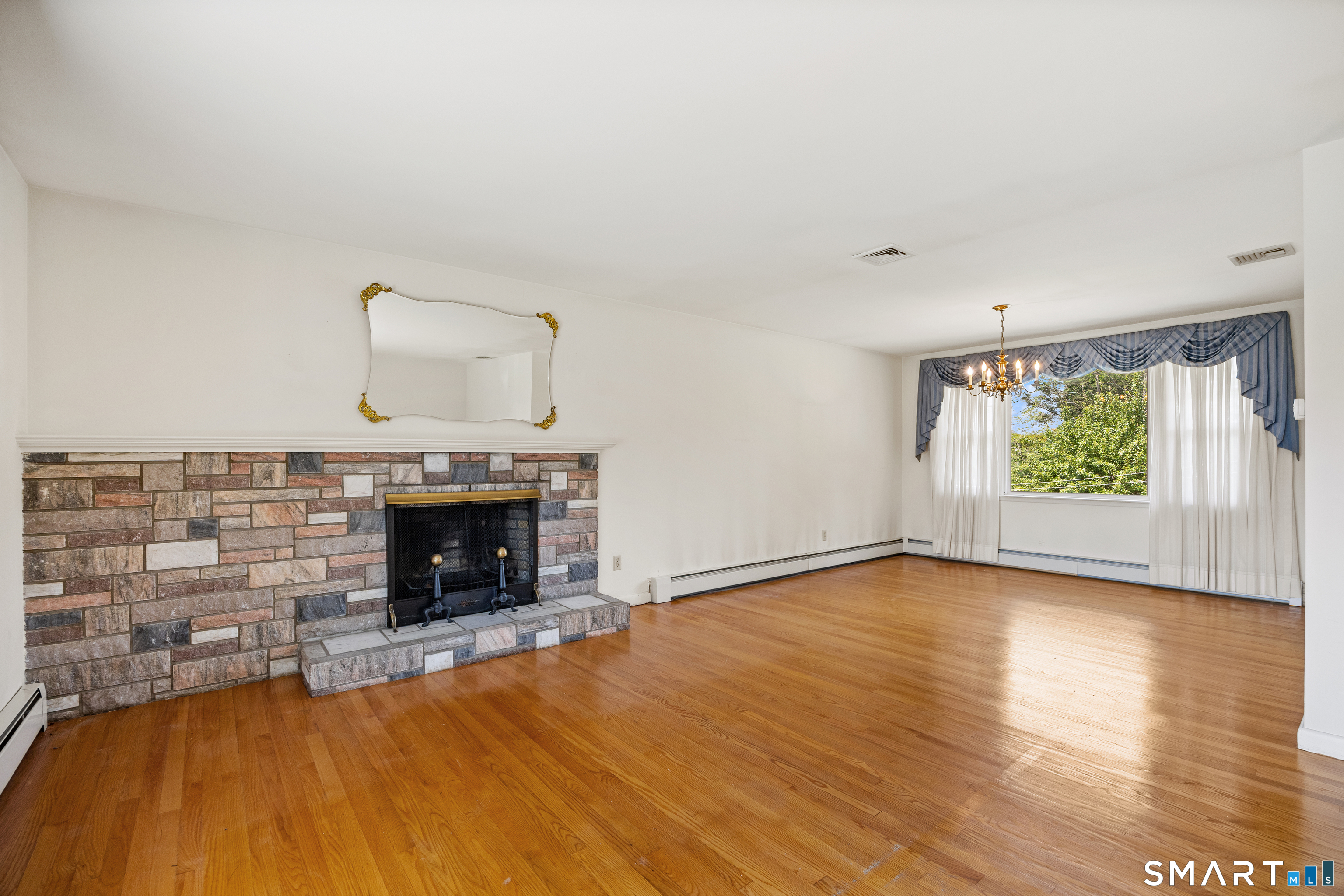 124 Elliott Road Trumbull CT 06611