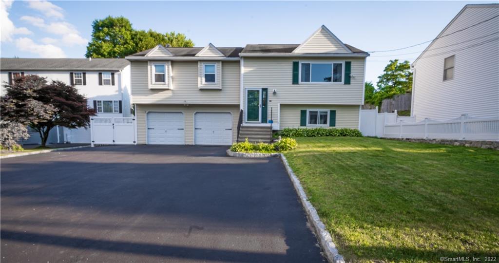 16 Mansfield Street Bethel CT 06801