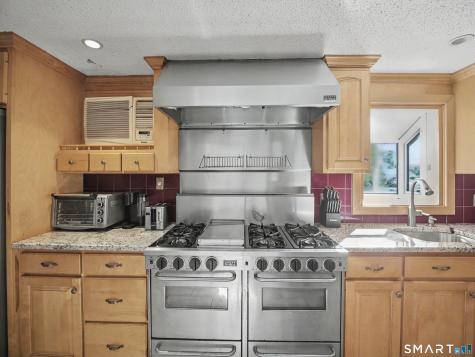 52 Consolation Street Bristol CT 06010