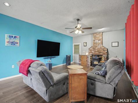 52 Consolation Street Bristol CT 06010
