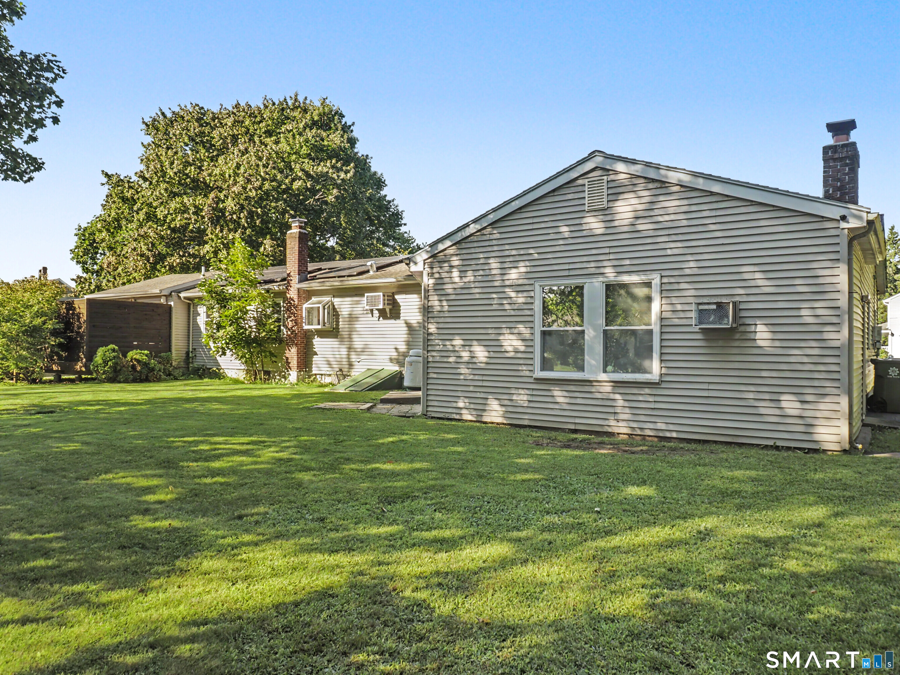 52 Consolation Street Bristol CT 06010