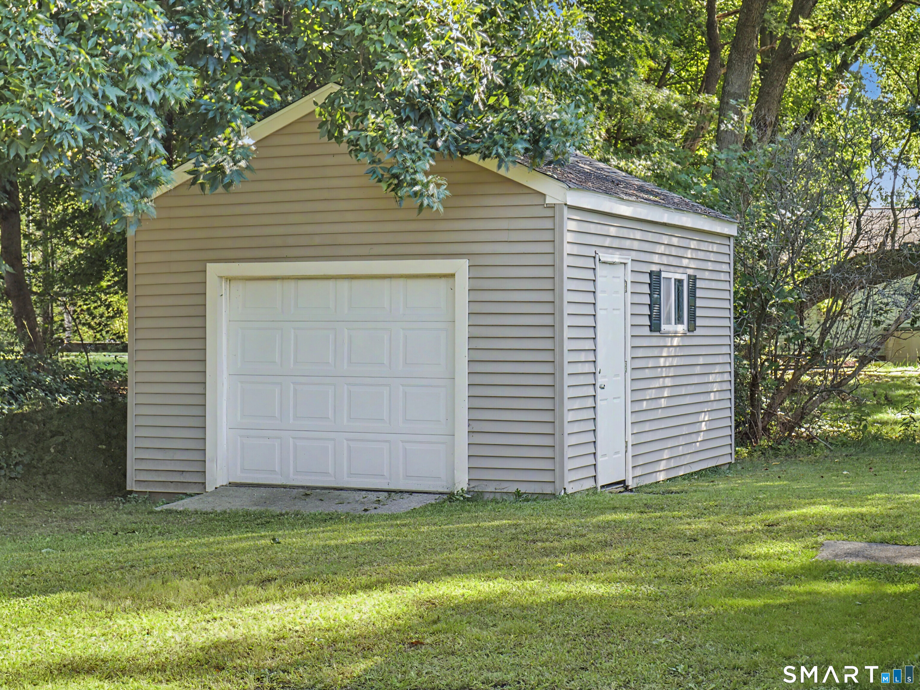 52 Consolation Street Bristol CT 06010