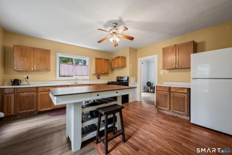 220 Murray Street Meriden CT 06450