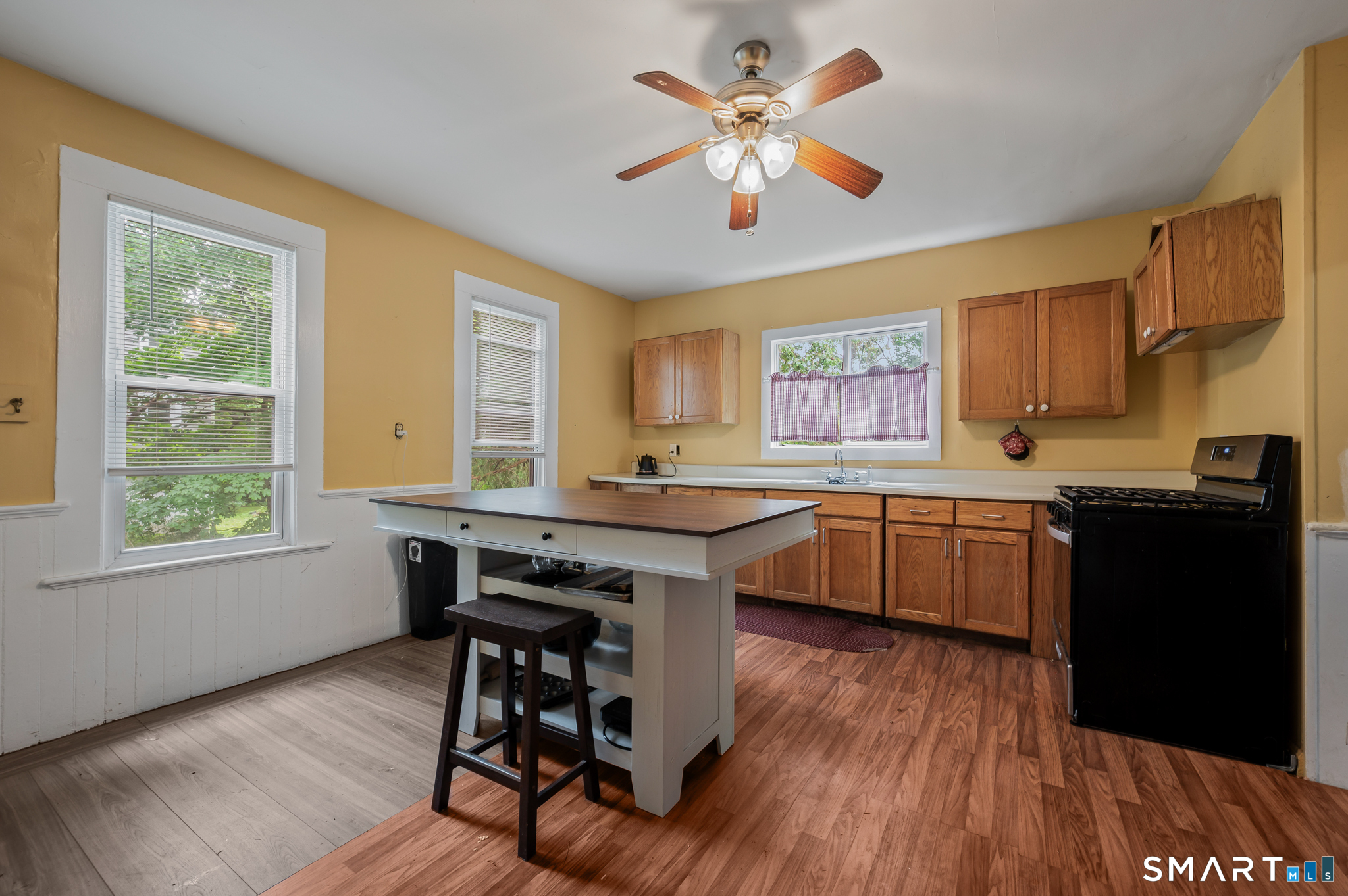 220 Murray Street Meriden CT 06450