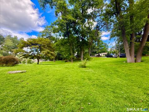 11 Joan Road Stamford CT 06905