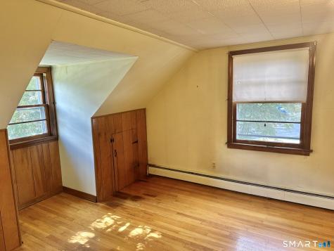 16 Bernside Drive Bristol CT 06010