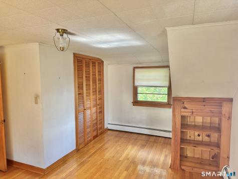 16 Bernside Drive Bristol CT 06010