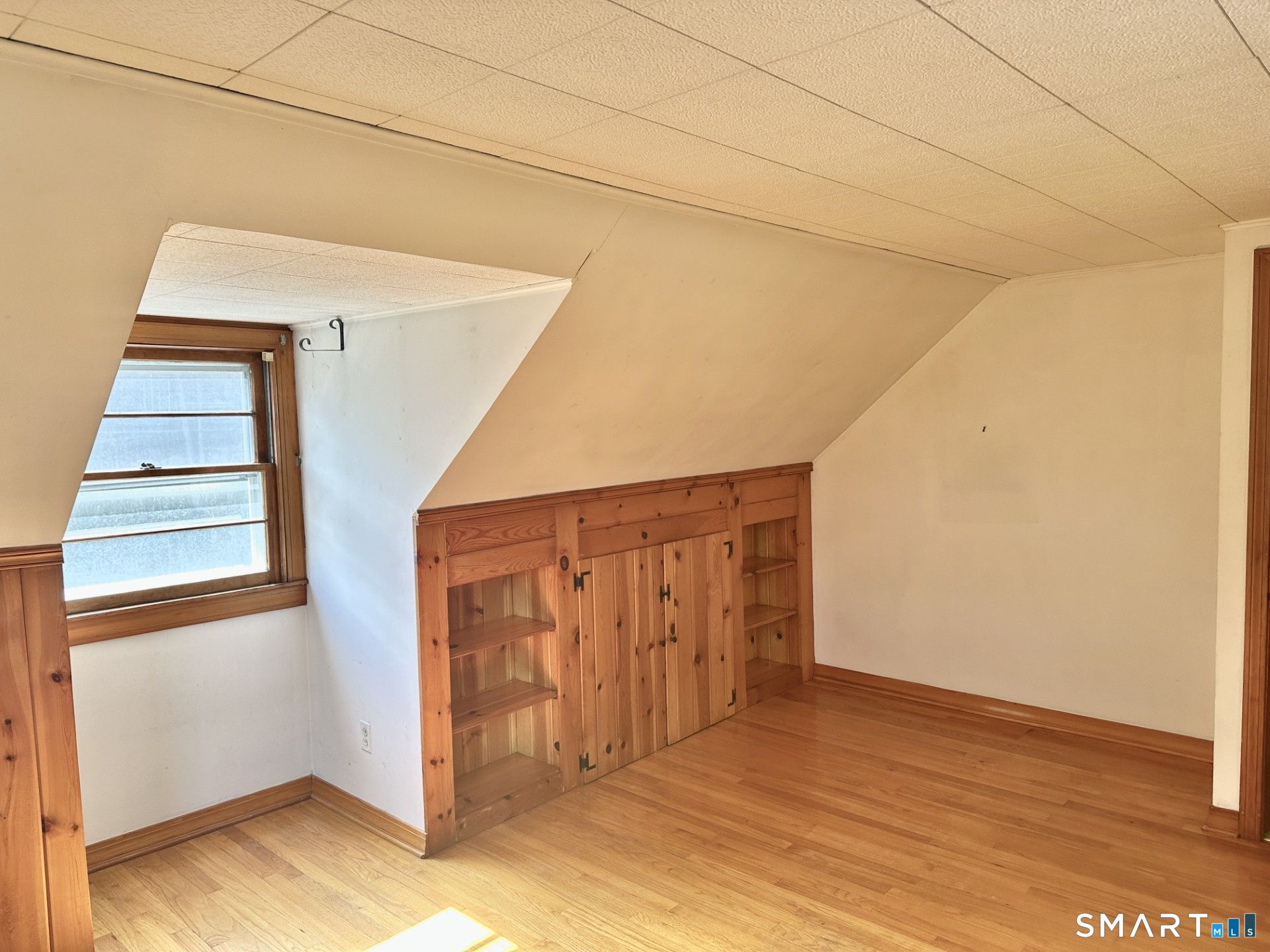 16 Bernside Drive Bristol CT 06010