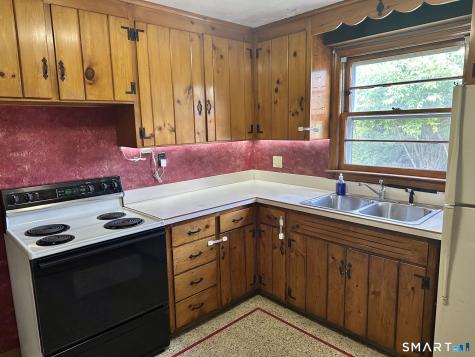 16 Bernside Drive Bristol CT 06010
