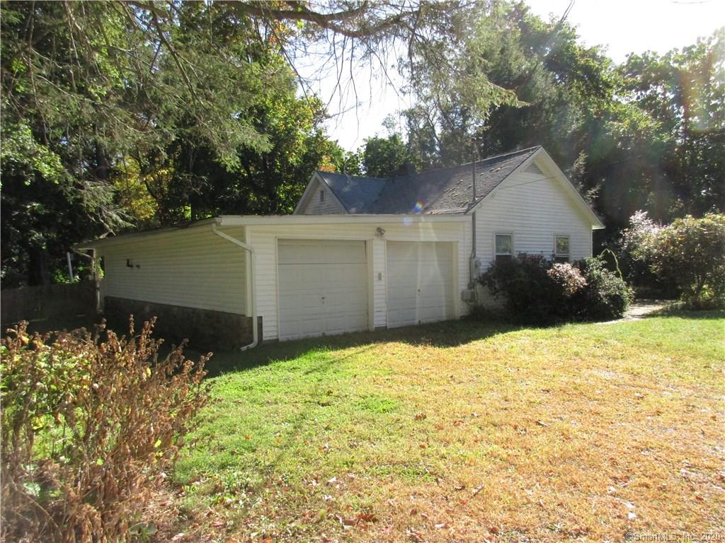 147 Rockwell Road Bethel CT 06801