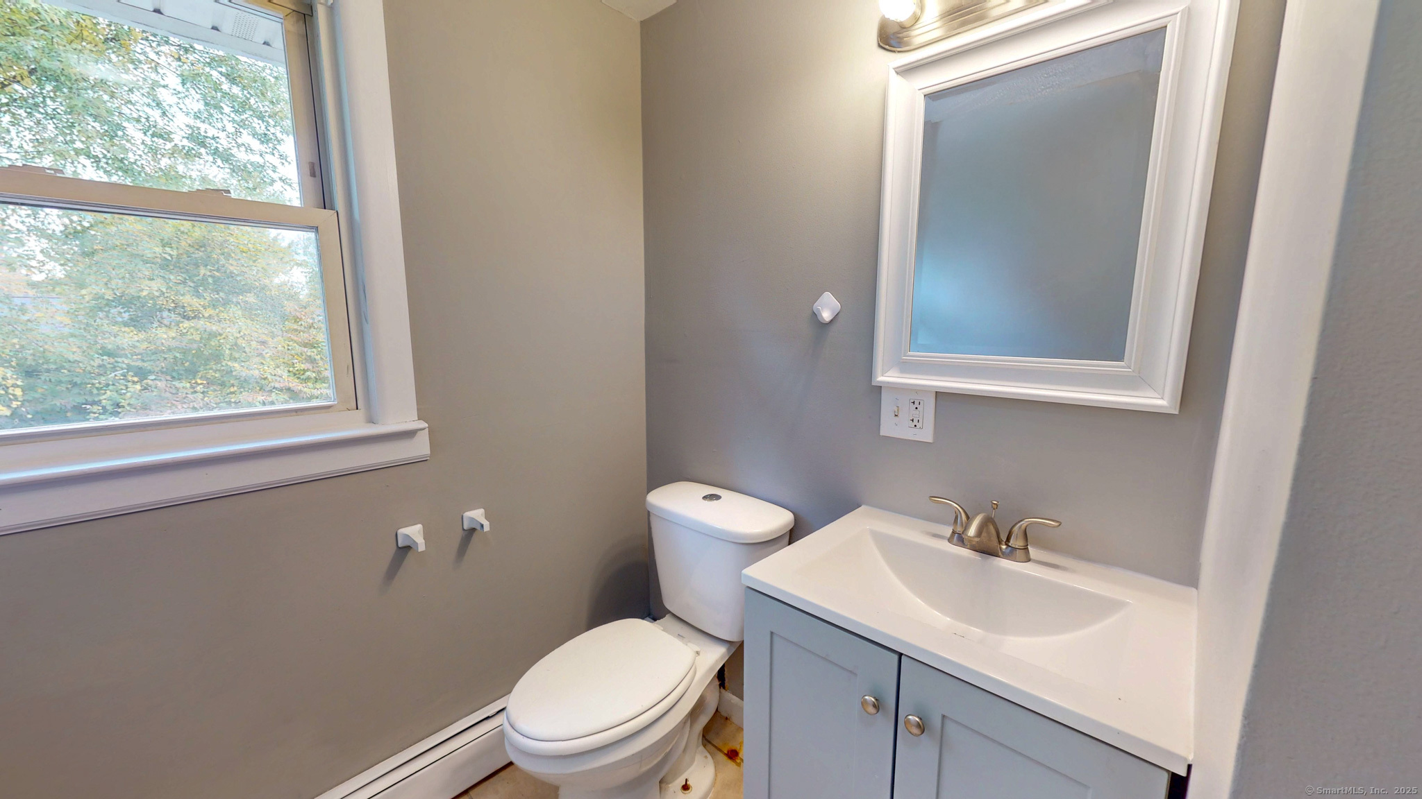 40 Mountain Avenue Bloomfield CT 06002