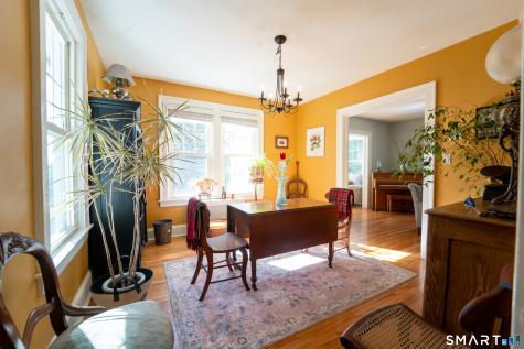 24 Drescher Road Manchester CT 06040