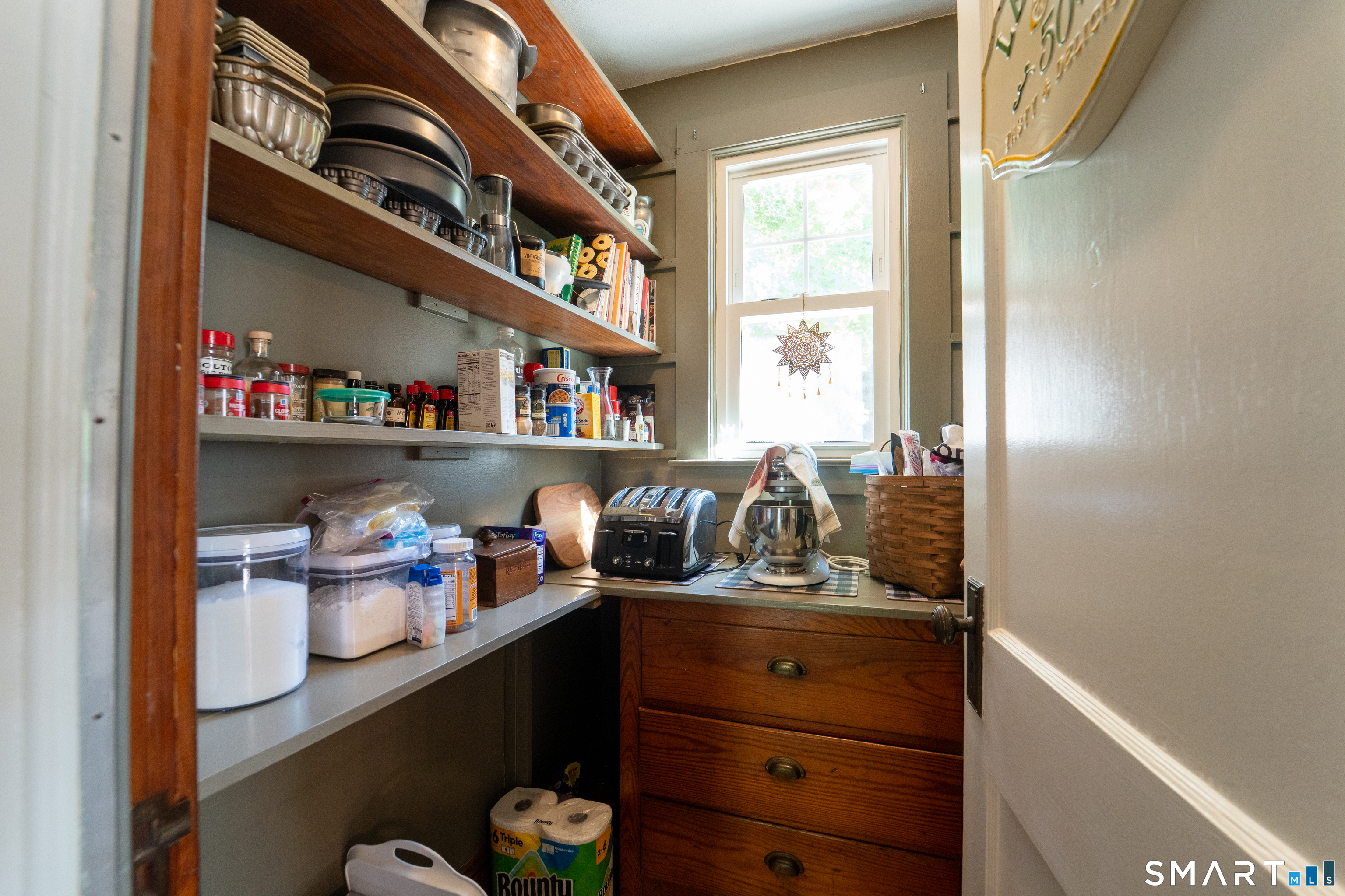 24 Drescher Road Manchester CT 06040