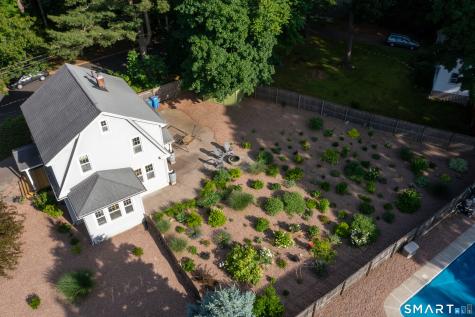 24 Drescher Road Manchester CT 06040