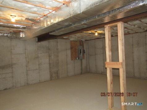 57 Warm Earth Road Naugatuck CT 06770