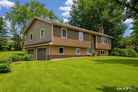 31 Circlewood Drive Berlin CT 06037