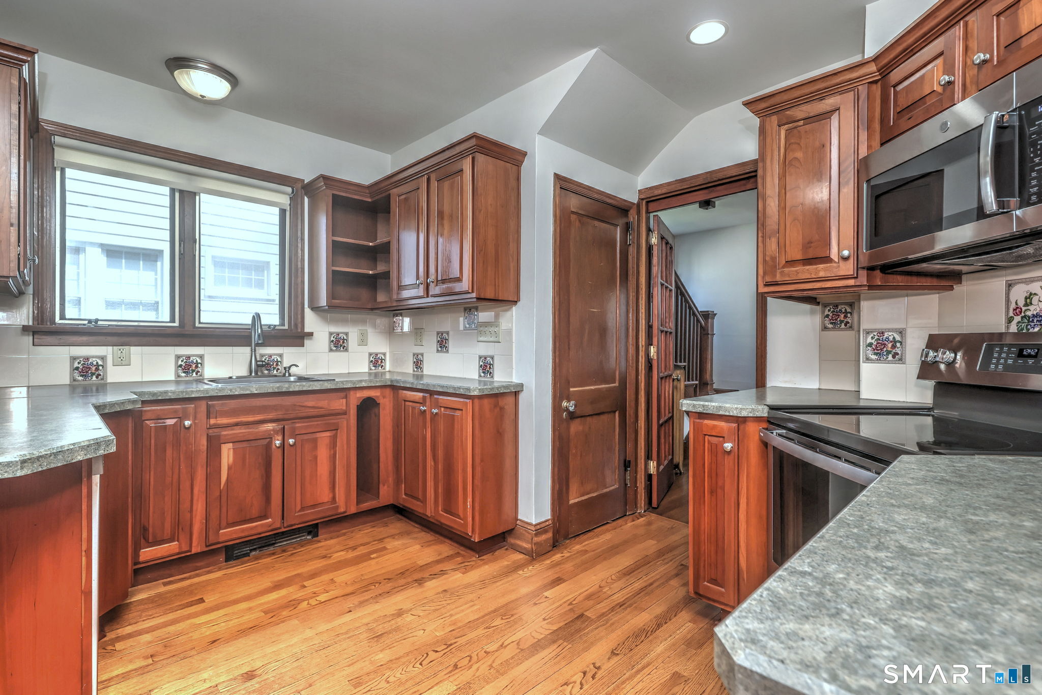 48 Bedford Avenue Hamden CT 06517