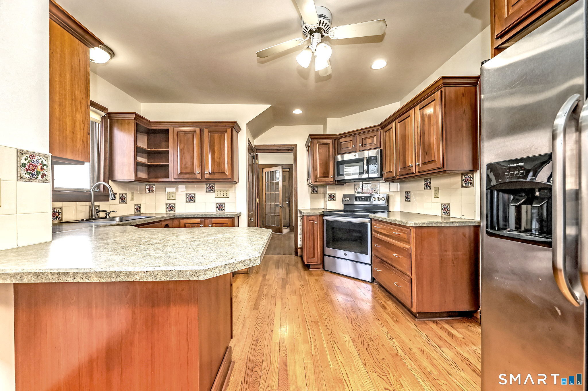 48 Bedford Avenue Hamden CT 06517
