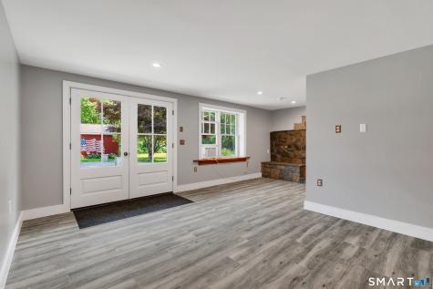 148 Mungertown Road Madison CT 06443