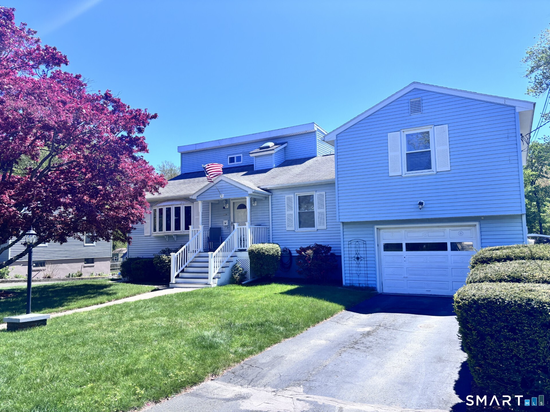 228 Raymond Street Waterbury CT 06706