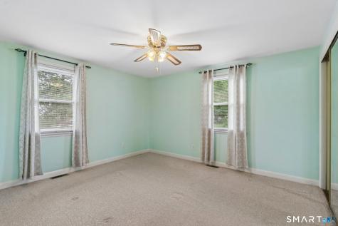 228 Raymond Street Waterbury CT 06706