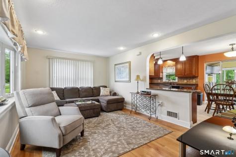 228 Raymond Street Waterbury CT 06706